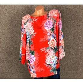 Virágos felső (apró hibás)