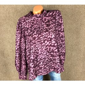 In the Style buggyos ujjú felső