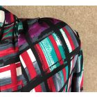 Tu rejtett gombos felső