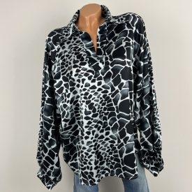 Mintás, galléros felső