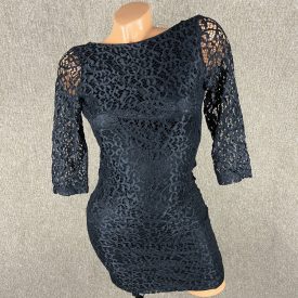 Asos testhezálló ruha