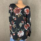 V-nyakú, virágos felső