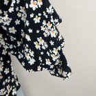 Wallis virágos, fodros felső