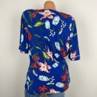 V by very virágos felső