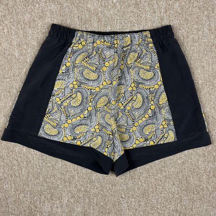 H&M gumis derekú rövidnadrág